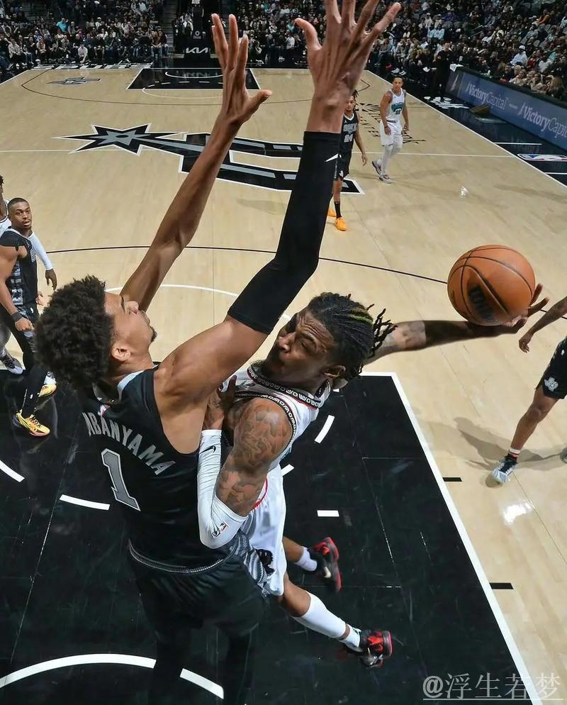 灰熊官宣贾-莫兰特复出！扣篮海报照释出：今日正式出战